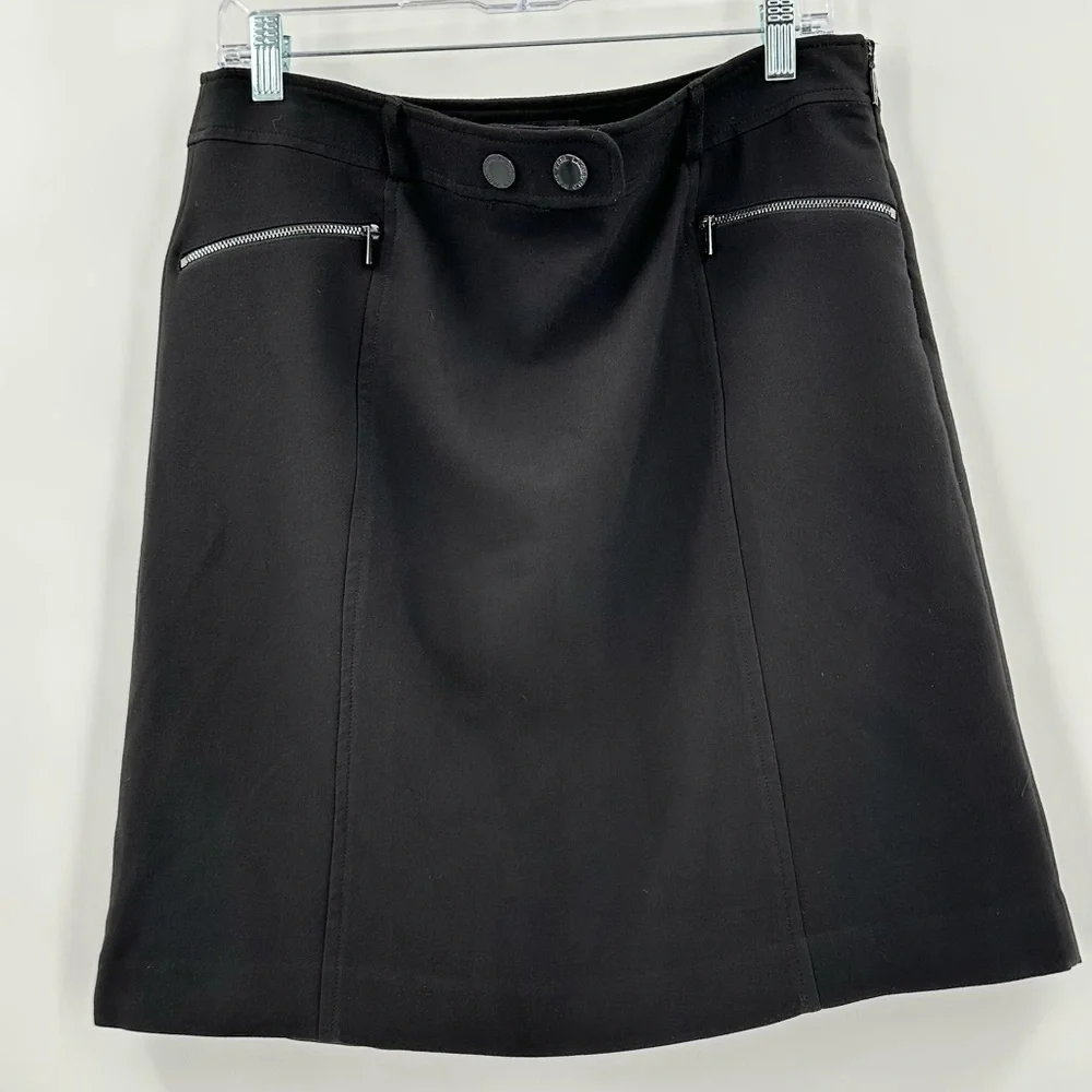 KARL Lagerfeld Paris Women’s Fully Lined Black Skirt w/Silver Zippers Size 8